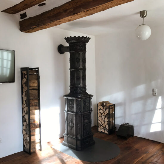 Historischer Prunksäulenofen